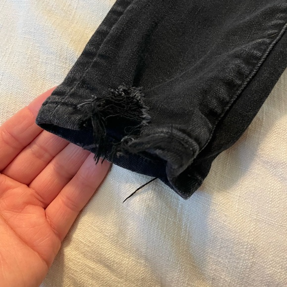 American Eagle Outfitters Black Ripped Skinny Jeans - Picture 2 of 8